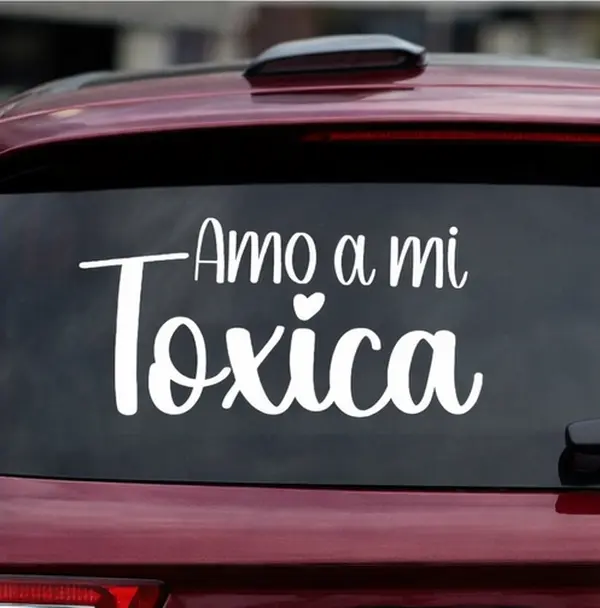 Amo Mi Toxico Universal Vinyl Waterproof Graphic Decals, Universal Automotive Exterior Accessory, Automobile Decals for Car Sides, Graphic Decal