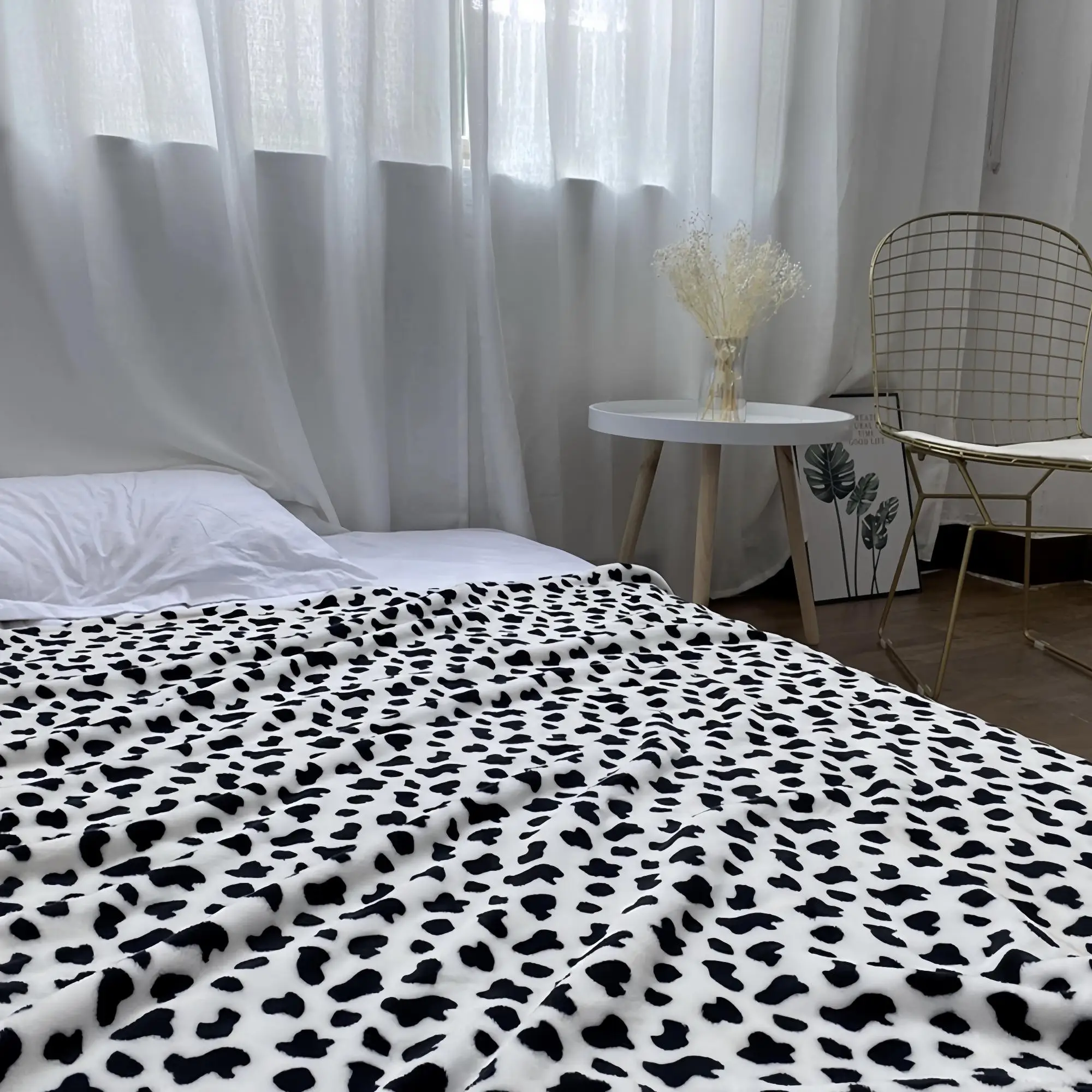 Cow Print Blanket, 1 Count Fluffy Plush Cozy Couch Blanket, Soft Comfortable Throw Blanket, Cow Print Stuff, Household Bedding Supplies