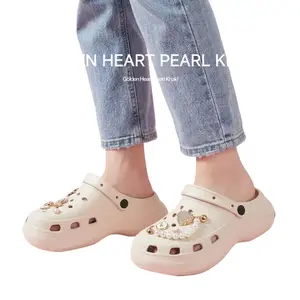 Girls' Colorful Floral Decor Wooden Clogs Trendy Lightweight Non-Slip EVA Soft Sole Sandals for Breathable Comfort Beach and Outdoor Play Floral Design Sandals Cozy Outdoor Sports Fuzzy Slippers slippers Anime Chainsaw Man Pochita Plush Slippers