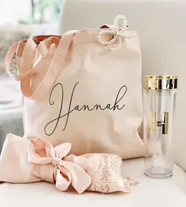 [Custom in Description] Personalized Bridesmaid Tote Bag with Name - Bridesmaid Gift Bag - Personalized Bridesmaid Bags - Bridal Party Totes