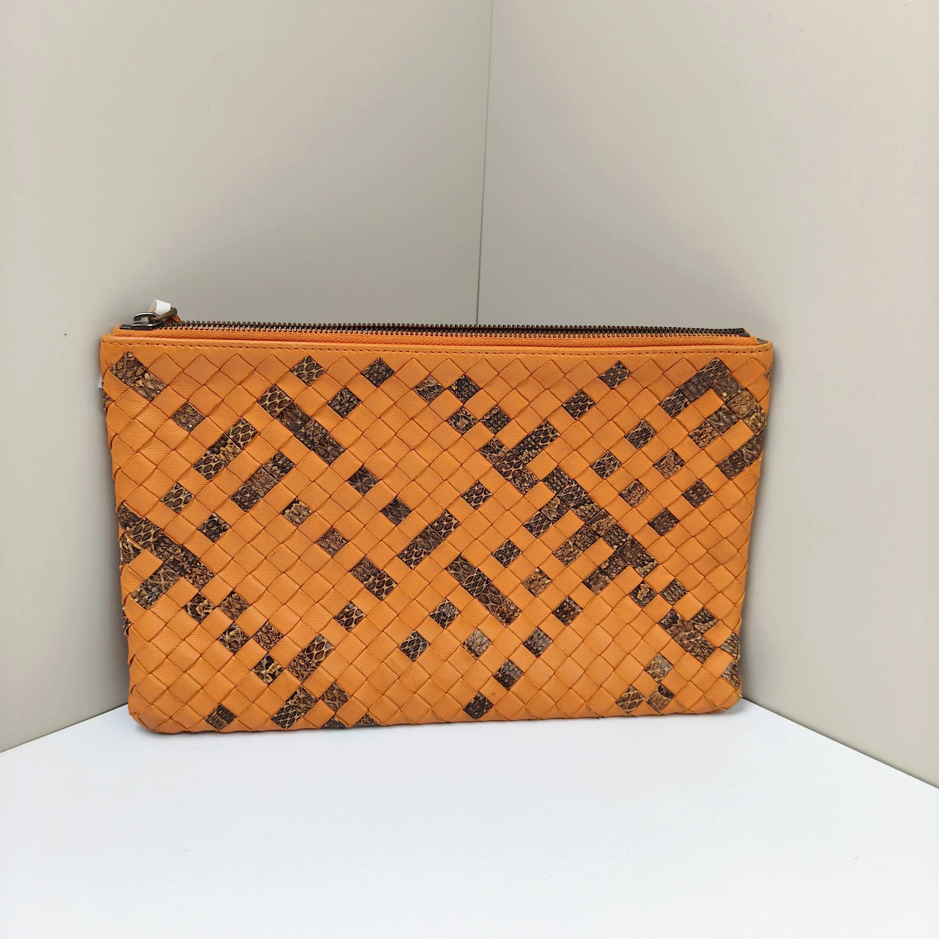 Pre-owned BOTTEGA VENETA Nappa Clutches & Wristlets Intrecciato Pouch Orange CPU0709