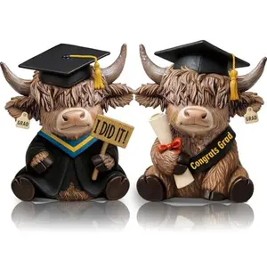 Graduation Highland Cow Gift 2pcs Highland Cow Figurines 3D Cattle Statue Cow Sculpture Resin Cow Grad Decorations for School Students, Gift for Class of 2026 with "I Did It" and "Graduation Certificate"