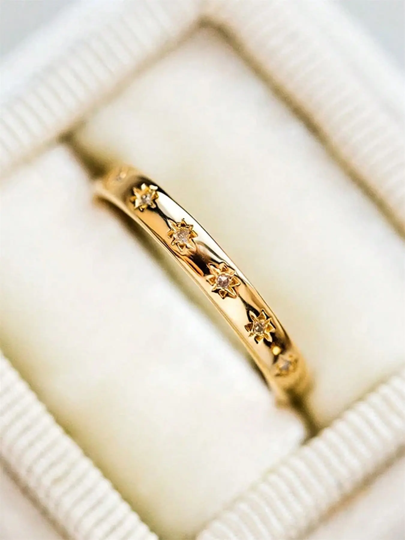 1 PC Pretty Cubic Zirconia Prong Ring For Women Beautiful Rings For Valentine's Day Gift Wedding Anniversary Party Jewelry Artificial Zircon Rings