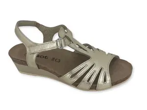 Naot Starlet Wedge Sandal Gold - GOLD