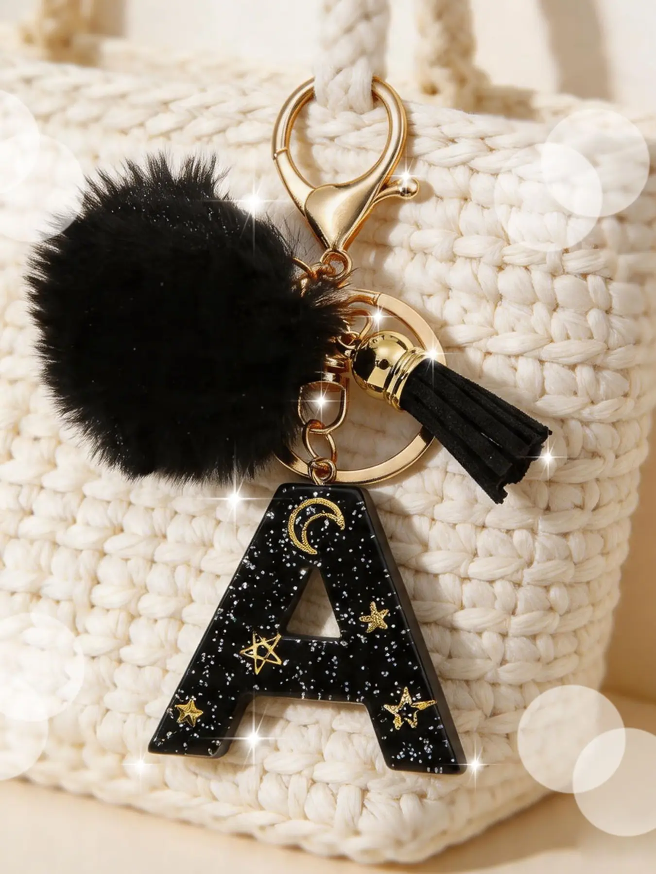 Women's Faux Fur Letter Trendy Cute Keychain A-Z Initial Charm Pendant, Elegant Resin Crystal Drip Design, Stylish Keychain, Keyrings, Perfect Gift for Women & Girls