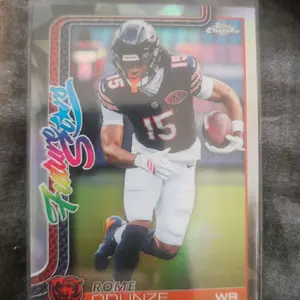 Topps Chrome NFL 2025 Future Stars Rome Odunze Trading Card Collectible Sports Memorabilia