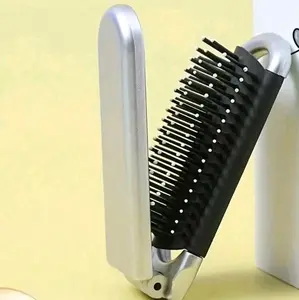 Portable Beauty Tool for Travel - Folding Comb with Makeup Mirror, Easy to Carry, Perfect for Travel