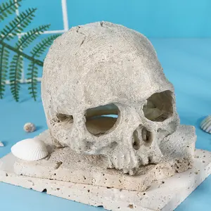 Resin Skull Aquarium Ornament Fish Tank Hideout Cave Decoration for Shrimp Fish Tank Landscape Craft Sculpture