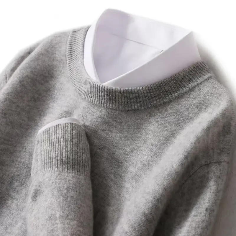 Light gray [round neck]