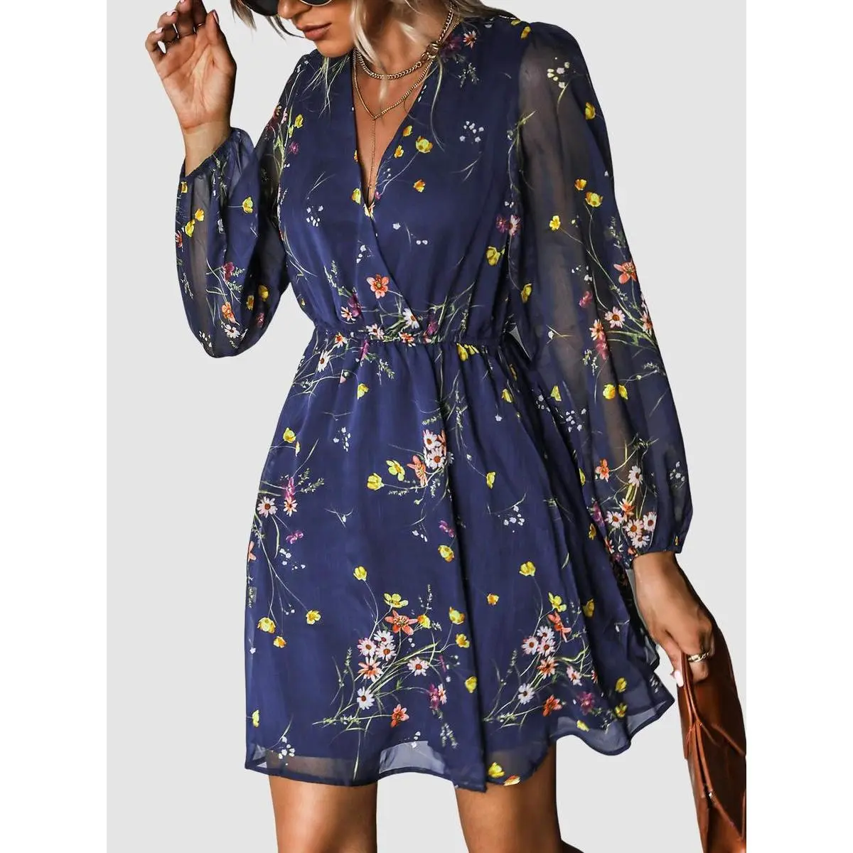Women's Casual Vacation V-Neck Long Sleeve Flowy Dress, Spring & Fall  Fashion, Elegant and Comfortable, Perfect for Travel - TikTok Shop