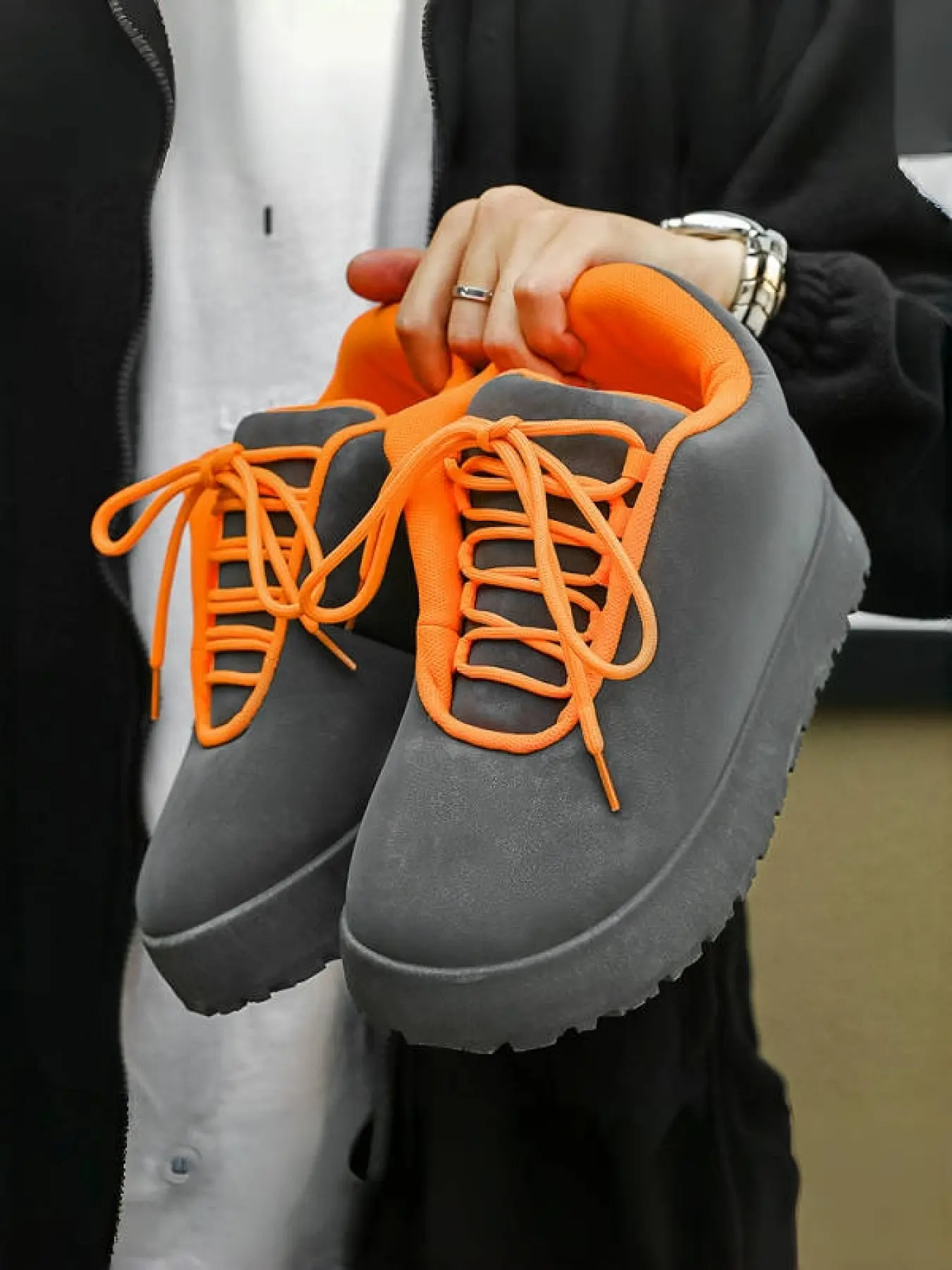 Men's Yellow-Orange Color-Block Platform Casual Shoes, Dynamic Cool Style, Suede Material + Platform Non-Slip Sole + Contrast Details, Color-Block Eye-Catching, Bright Style , Ideal for Daily Outfits & Street Leisure Scenarios