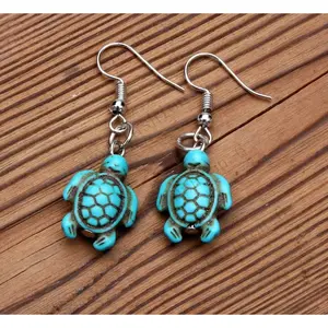 Turquoise sea turtle jewelry dangle beaded earrings  Save the Turtles