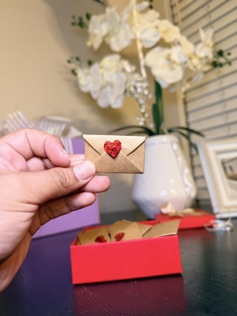 Item: 30 pcs DIY Love Notes Box