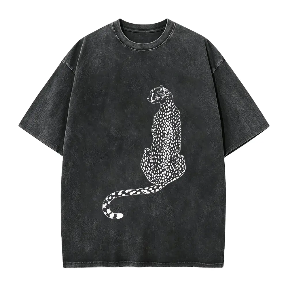 Women's Oversized Leopard Graphic Cotton T-Shirt - Smooth, Seamless Casual Jungle Tee, Graphic Shirts