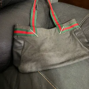 Pre-owned GUCCI Canvas Tote Bags PreOwned Web Tote – Black with Signature Stripe