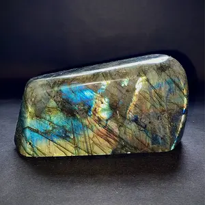 Labradorite free form