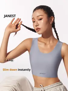 Minimizer Seamless Bralette for All-Day Comfort – Light Support Sports Bra with Natural Flattening Effect Skin-Friendly Lining Yoga Fitness Activewear