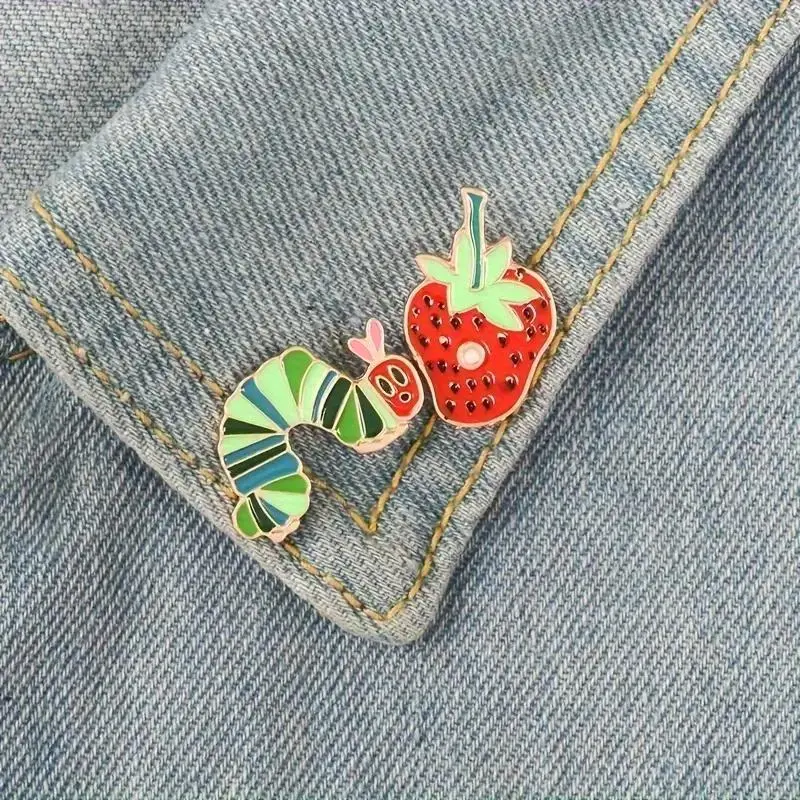 Cute Cartoon Caterpillar & Strawberry Shaped Brooch, 2 Counts Cute Cartoon Badge for Clothes Backpack Hat, Enamel Pin Suitable for Jeans Scarves Hats, Durable Metal Pins Shaped Badges