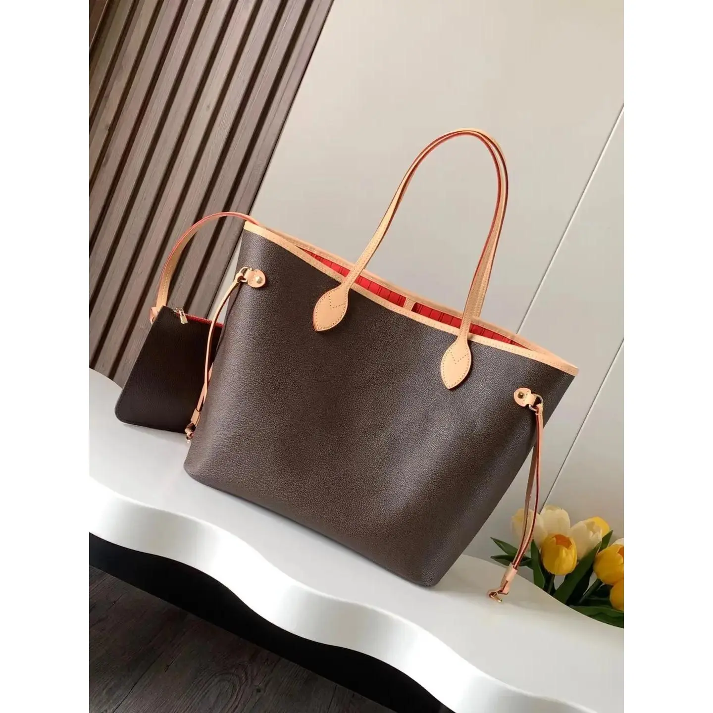 Women's MM Size Textured Leather Luxury Gym Tote Bag - Spacious Everyday Bag for Commuting, Shopping, Business - Sports & Outdoor Accessory