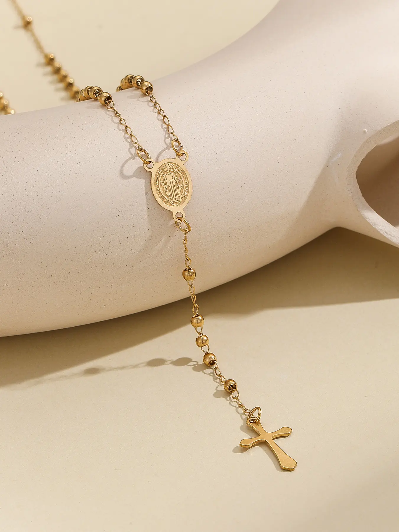 Women's Stainless Steel Rosary Cross Pendant Necklace, Casual Fashion Religious Jewelry for All Seasons, Classic Beaded Chain Design, Cross Necklaces, Faith Necklace