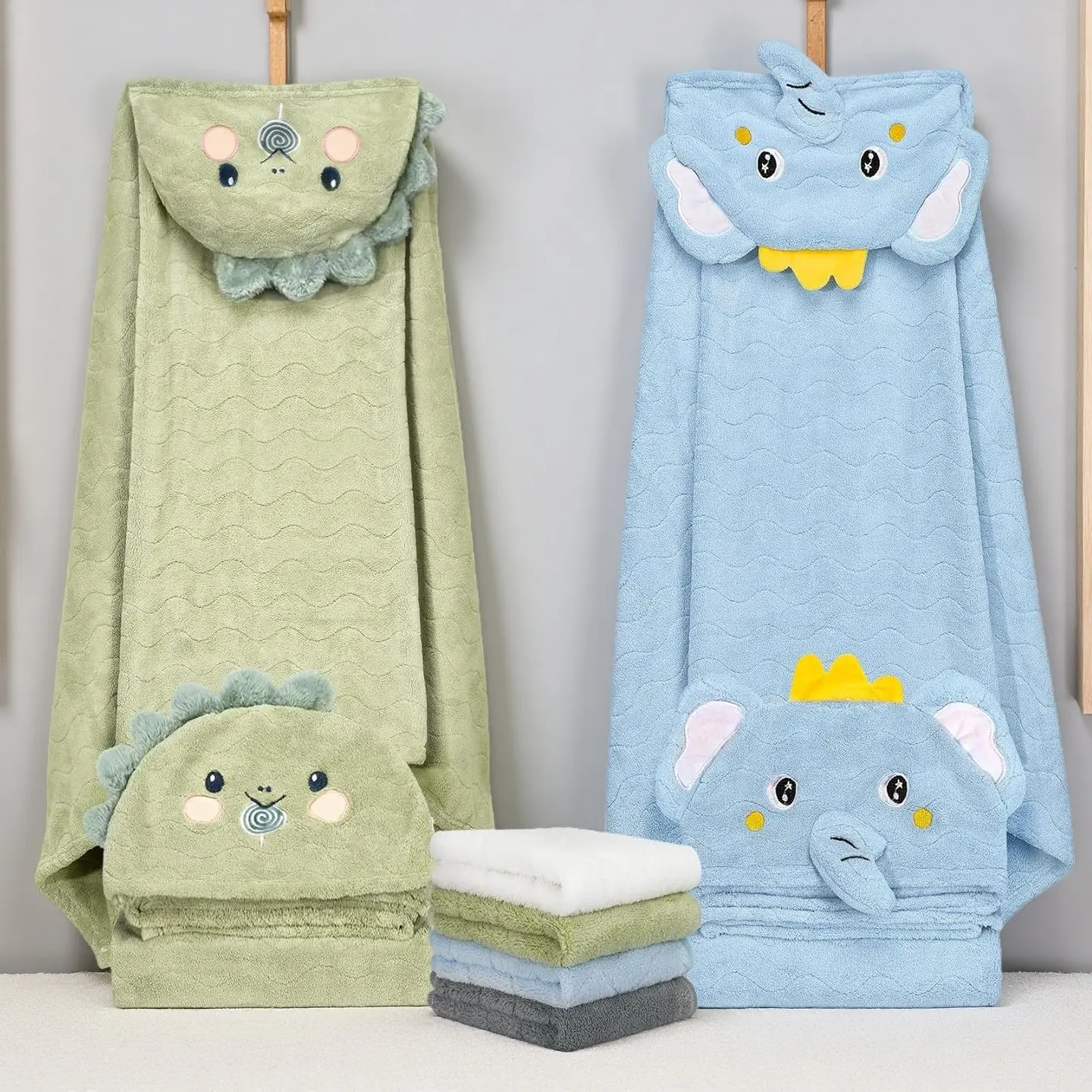 Coral Fleece Hooded Bath Towel Set for Baby & Toddler, 6-Piece Animal Print Collection, Ultra-Soft & Absorbent, Includes 2 Large Dinosaur & Elephant Towels & 4 Washcloths, Animals, Baby Shower, Playful, Ultra-Absorbent, Machine Wash, Holiday