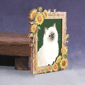 1PC Sunflower Cat Mini Frame Fridge Magnet - Cute Decor for Kitchen! Add a sunny touch to your fridge with this cat-themed mini photo frame magnet. great for personalizing your space. Ideal gift for pet lovers!
