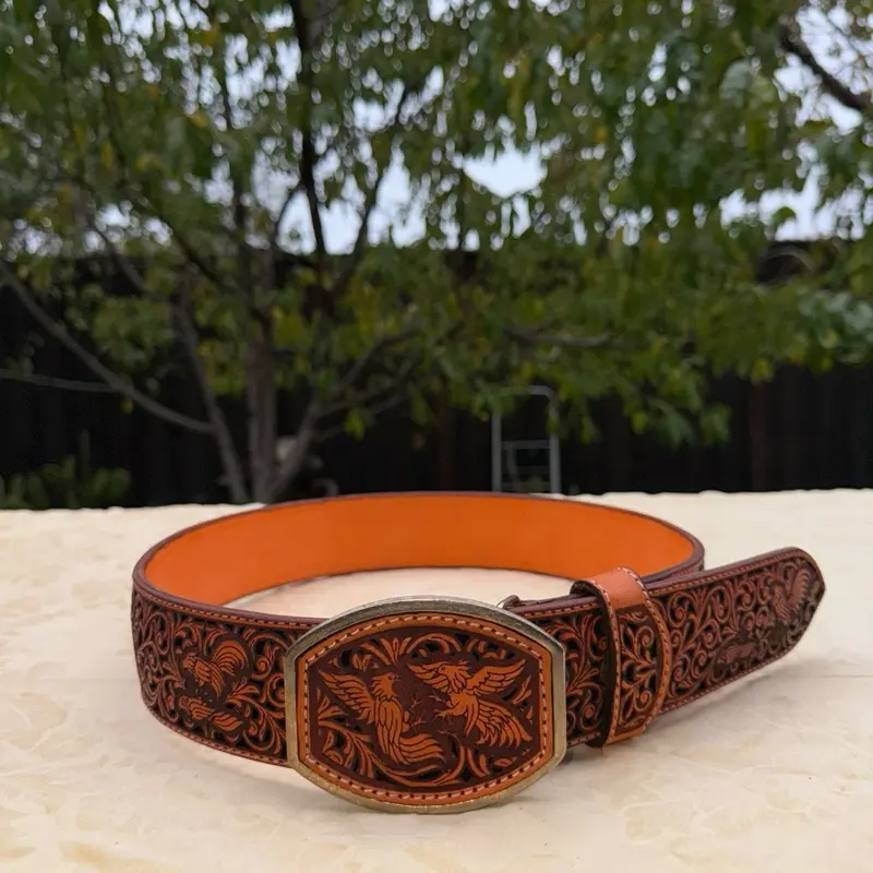 Men’s belts/ cinto corte láser pelea de gallos color naranja