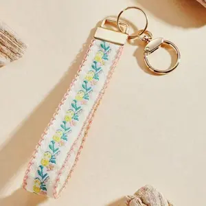 Zinc Alloy Keychain, Double-Layer Ribbon, Woven Strap, Printed Ribbon, Women's Car & Bag Charm, Universal Keychain, Fashion Accessory