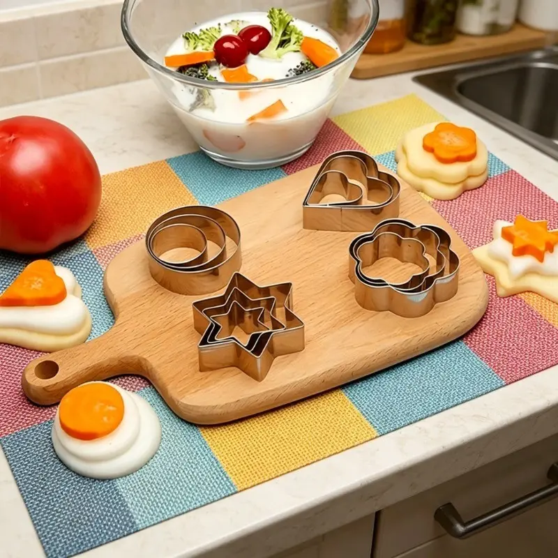 12 pieces of rust resistant stainless steel biscuit cutting machine set with different shapes, made of food safe and durable metal, smooth edges, sharp and clean cutting, and sturdy structure, perfect for home baking and holiday biscuits