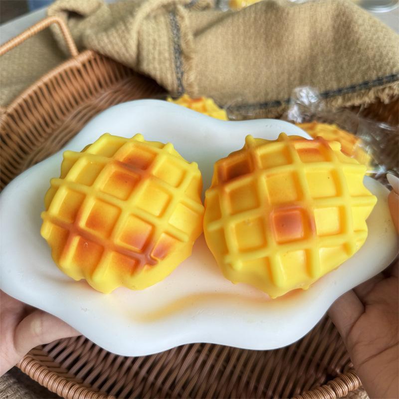 Dragon Fruit Shape Slow Rising Squishy Toy – TPR Stress Relief Sensory Fidget for Adults Anxiety ADHD, Soft Non-Sticky Calming Squeeze Toy