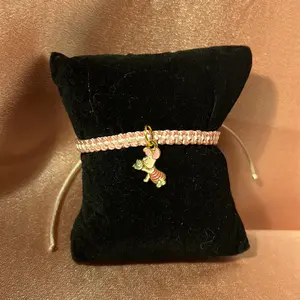 Piglet pink bracelet