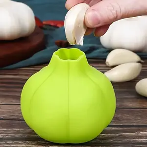 Silicone Garlic Peeler, 1 Count Fast and Easy Mini Garlic Peeling Tool, Household Kitchen Gadgets