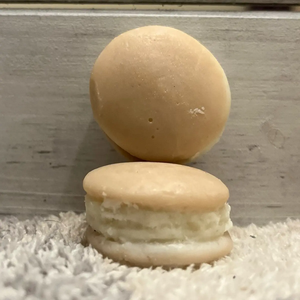 Spiced Chai Macaron Soy Wax Melts - Hand-Poured with Natural Essential Oils - Ornaments