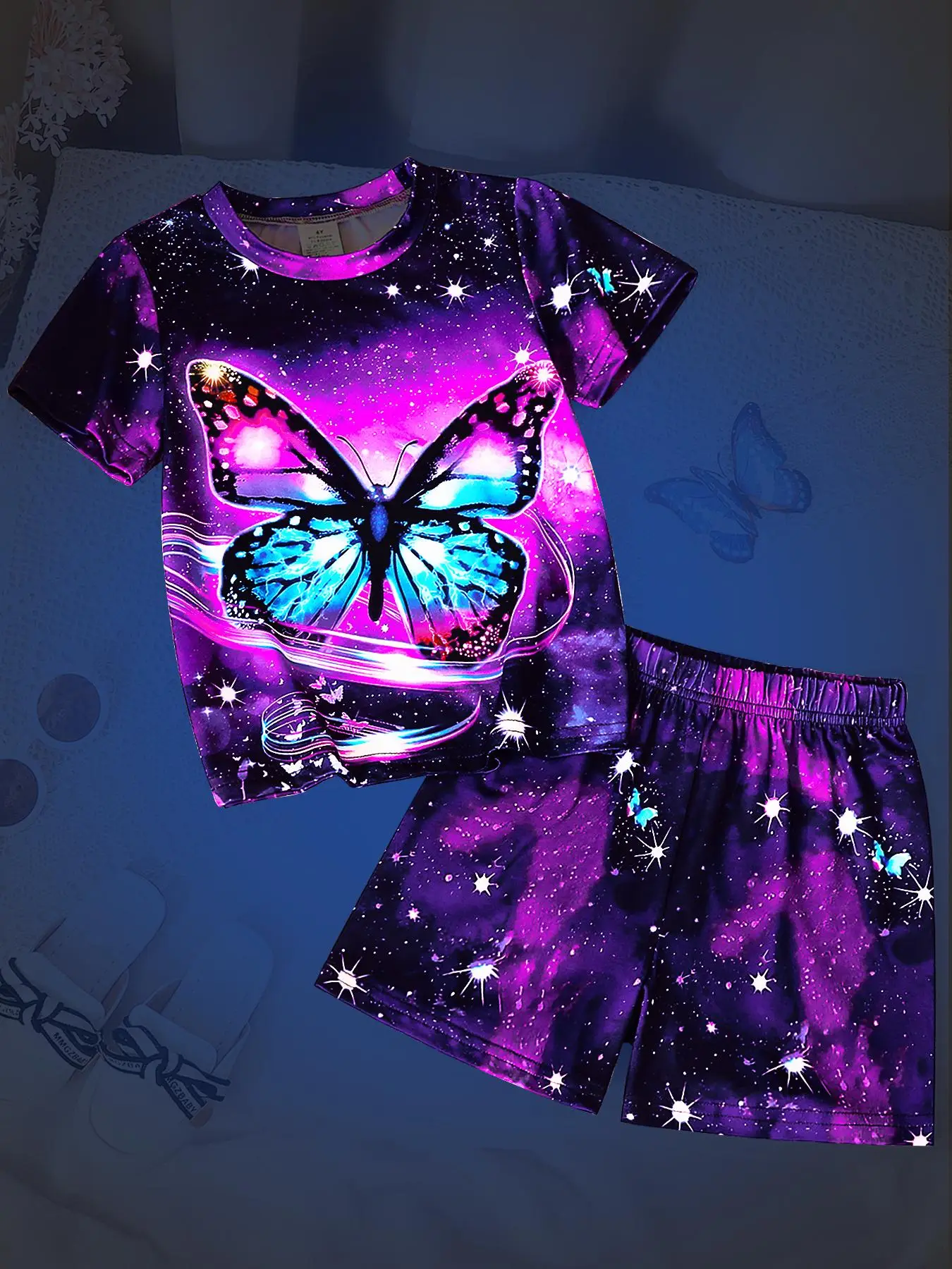 Girl's Butterfly Print Short Sleeve Tee & Elastic Waist Shorts Two-piece Set, Casual Round Neck T-shirt & Shorts for Daily Wear, Kids Summer Clothes