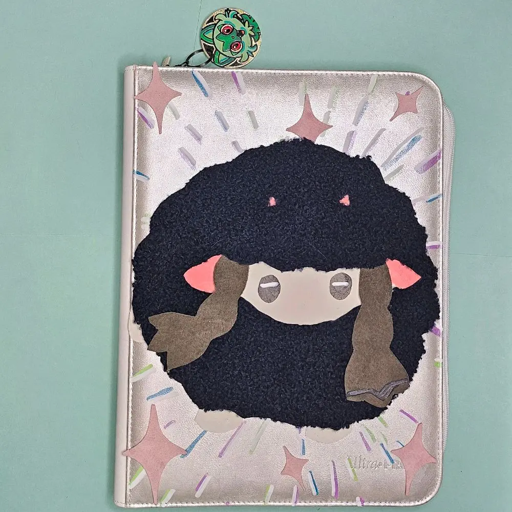 Shiny Wooloo Pokémon 9-card zipper binder, hand-painted, customized leather and wool