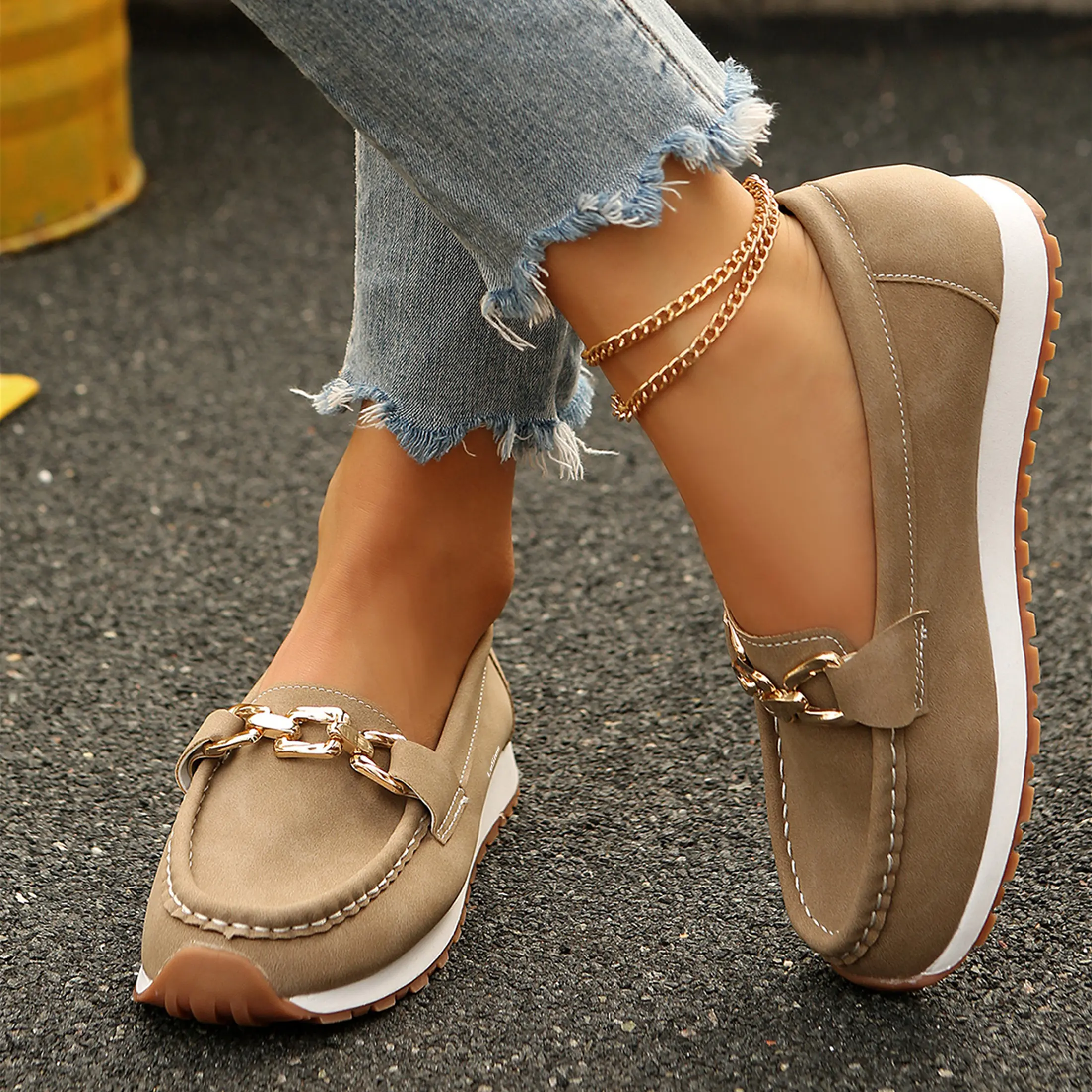 Comfortable Women's Loafers with Classic Design Fashion Slip-On Indoor Outdoor Shoes for All-Day Comfort