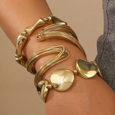 3-Piece Gold and Silver Color Chunky Heart & Geometric Bracelet Set, Luxury Stackable Bangles, Y2K Jewelry for Women, Party & Daily Wear