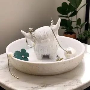 Farmhouse Jewelry Tray Highland Cow Ring Holder with Circular Dish Bohemian Style Jewelry Organizer Tray Farmhouse for Bathroom