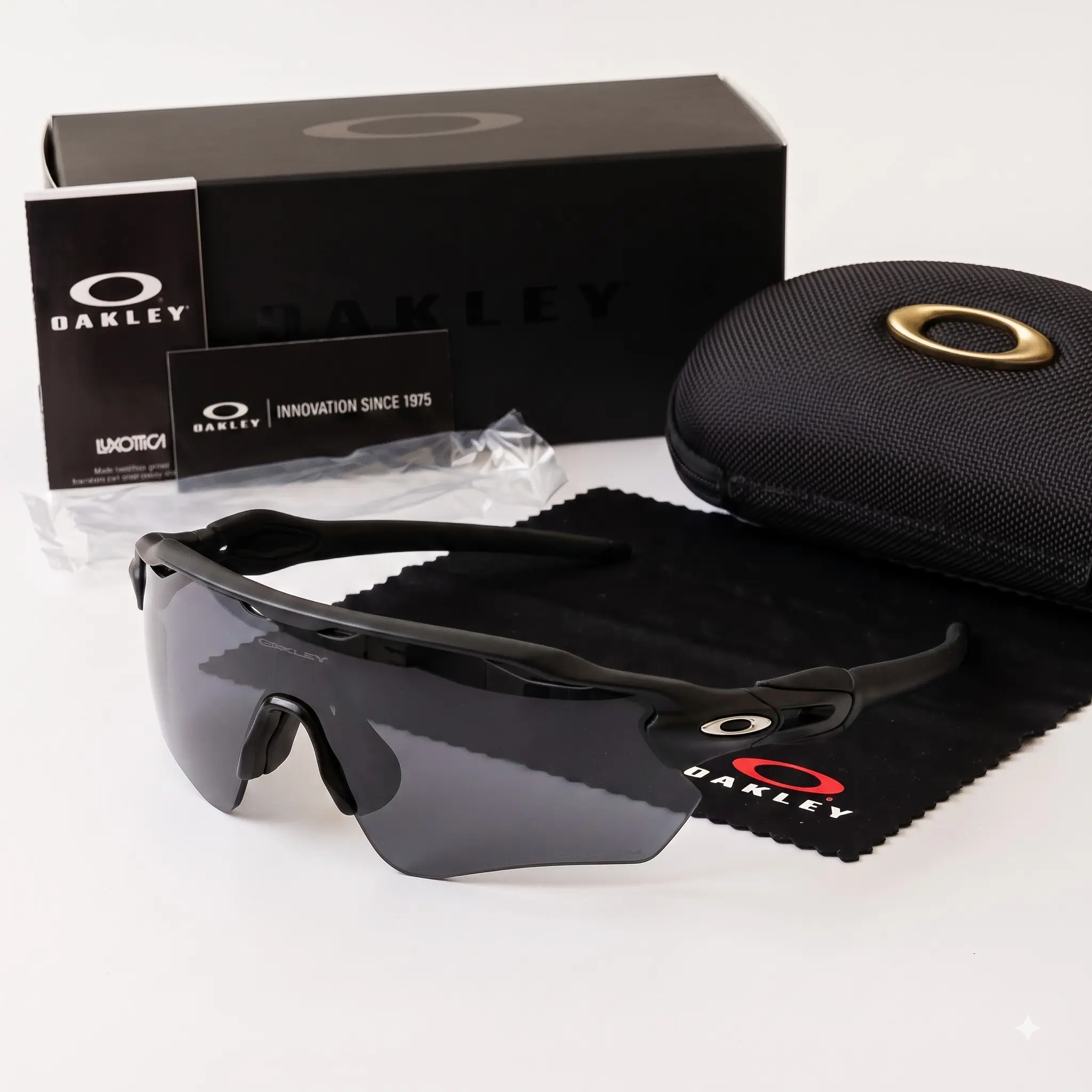 [Buy 2 get 1] Oakley Wraparound Sports Sunglasses UV400 Protection Cycling Running Outdoor Eyewear for Men Women