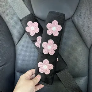 2pcs Car Embroidered Flower Seatbelt Shoulder Pads, Soft Anti-Choking Set, Women's Car Interior Decoration, Creative Car Protection Cover