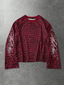 Oversized Red Leopard Print Long Sleeve T-shirt, Vintage Gothic Font Sleeve Print Crewneck Sweatshirt, Soft Comfortable Y2K Aesthetic Cropped Pullover, Perfect for Autumn Winter Daily Streetwear