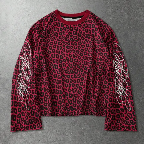 Oversized Red Leopard Print Long Sleeve Fashion T-shirt Tops, Vintage Gothic Font Sleeve Print Crewneck Sweatshirt, Soft Comfortable Y2K Aesthetic Casual Cropped Letter Printed Pullover, Perfect for Autumn Winter Daily Streetwear