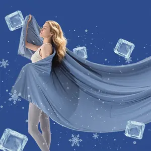 Pure Color Dual-Sided Cooling Blanket, Double Cooling Blanket, Lightweight Summer Quilt, Ideal for Hot Sleep and Night Sweating, Suitable for Bedroom, Bed, Sofa