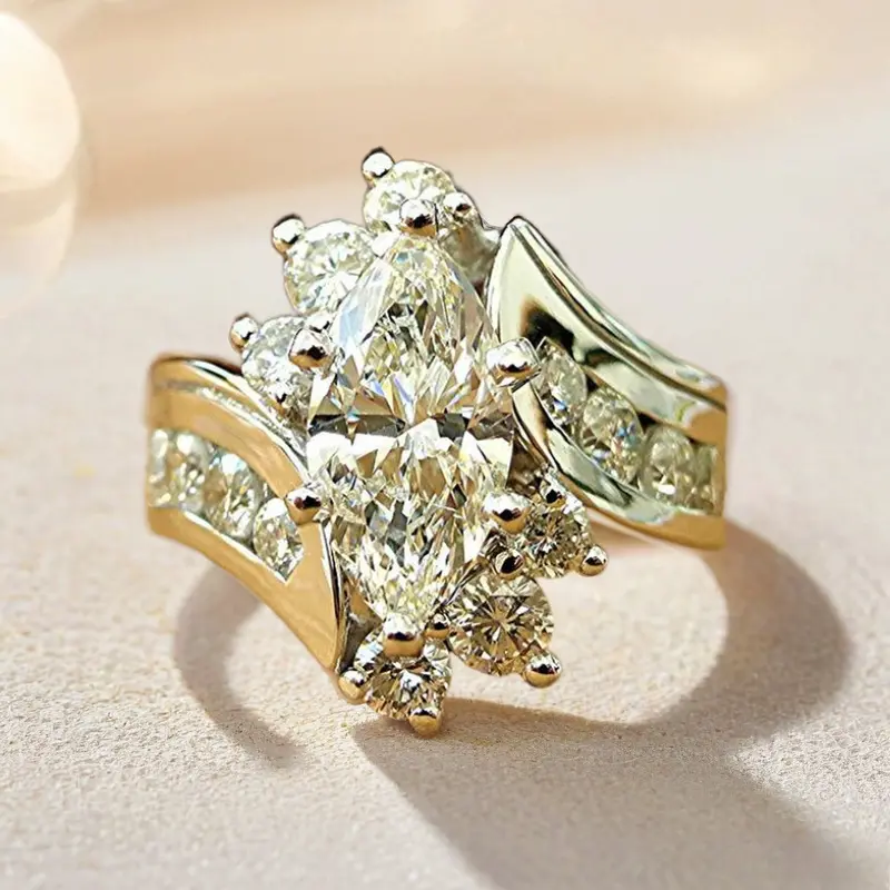 Elegant Oval-shaped Cubic Zirconium Copper Engagement Ring for Women - A Promise Ring for A Bride A Wedding Gift promise ring for gf