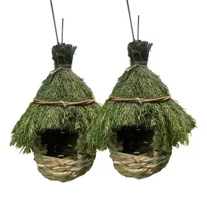 Hand-woven straw bird nest, a bird nest garden decoration item, in stock