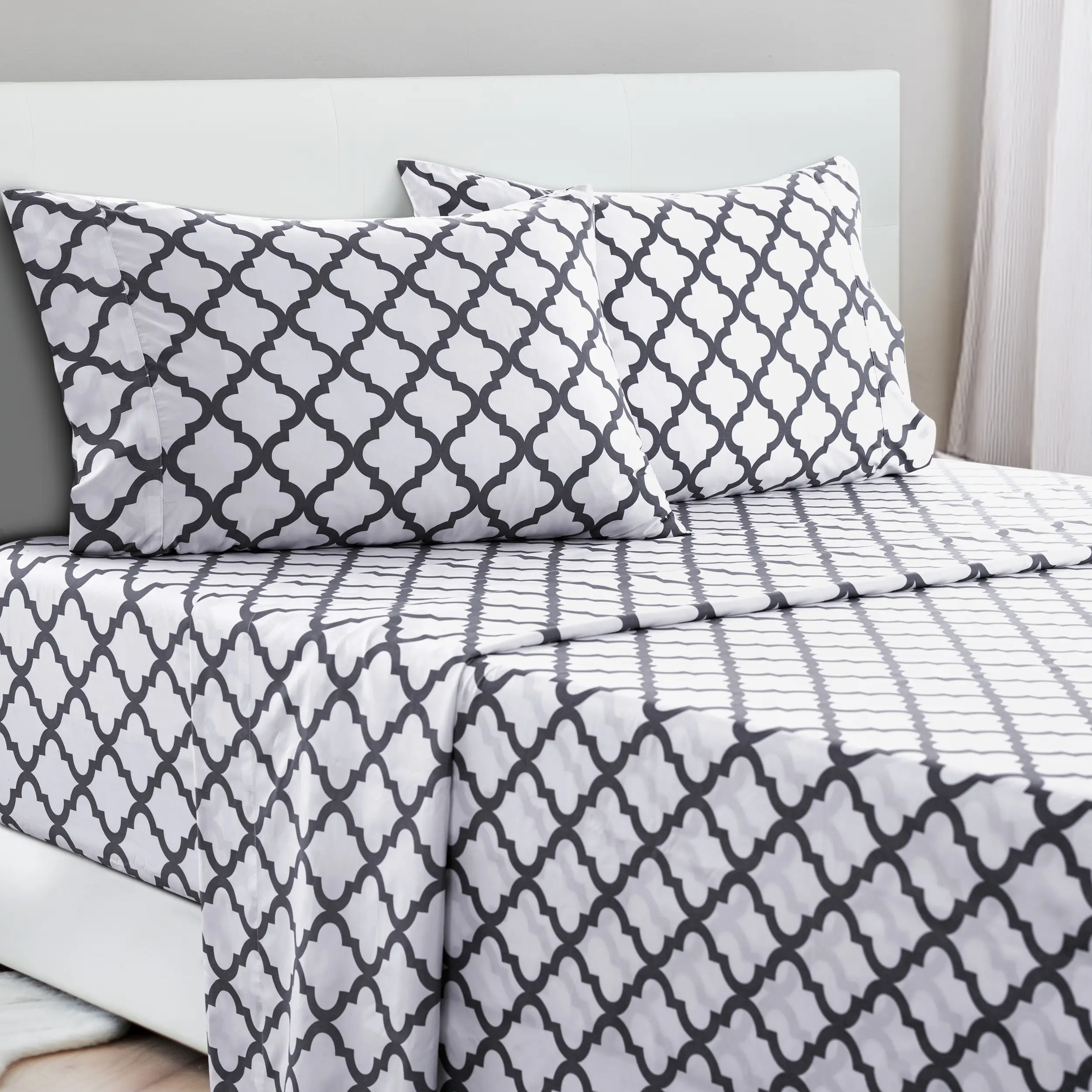 Lux Decor 4 Pc Quatrefoil & Floral Bed Sheets Set - Brushed Microfiber Upto 16" Deep Pocket Breathable Soft Bedding Set With Pillowcases -Wrinkle Free