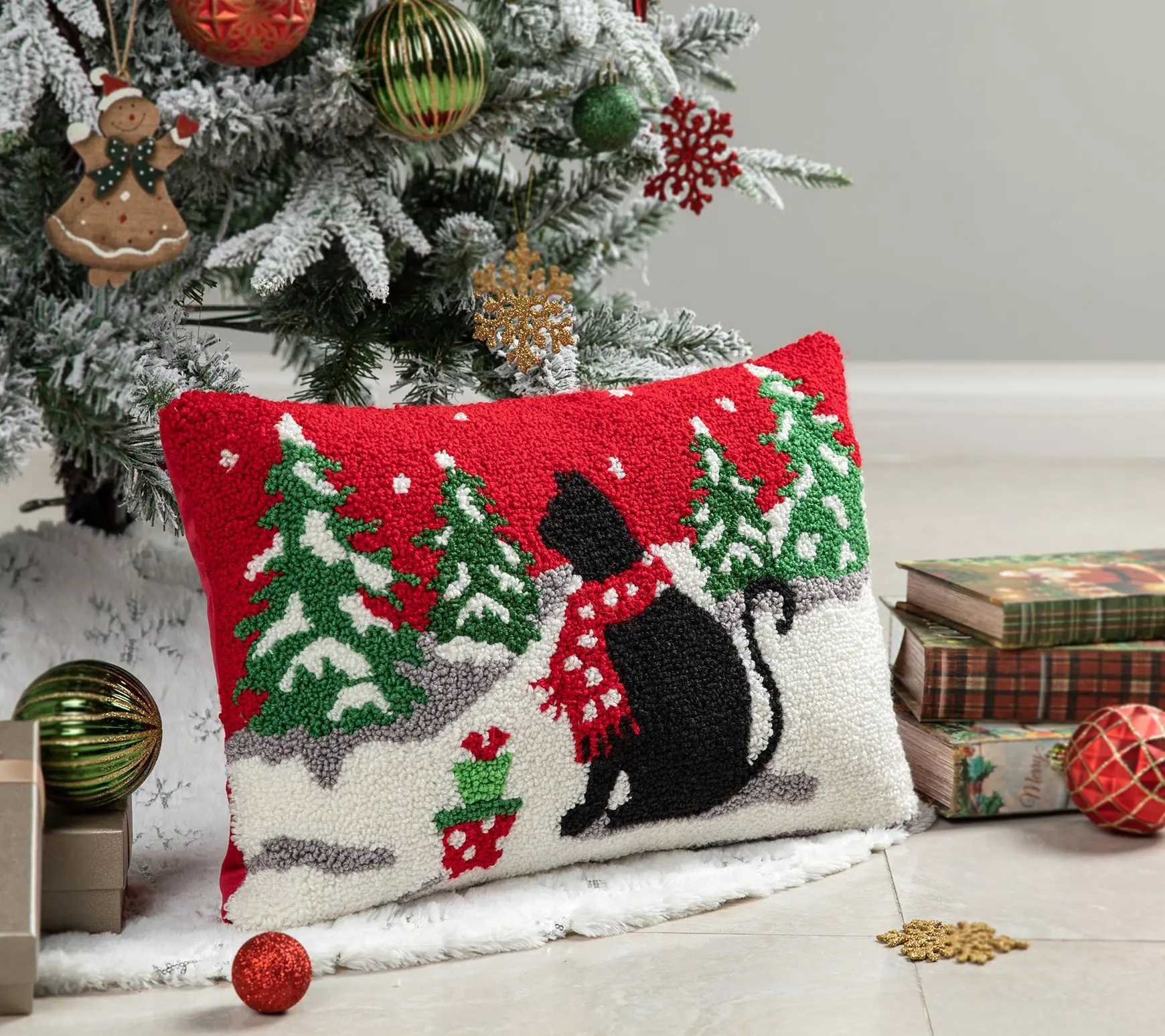 Glitzhome 18"L Hooked Christmas Cat Pillow Glitzhome 18"L Hooked Christmas Cat Pillow