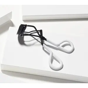 Tweezerman Onyx Great Grip Eyelash Curler Tweezerman Onyx Great Grip Eyelash Curler