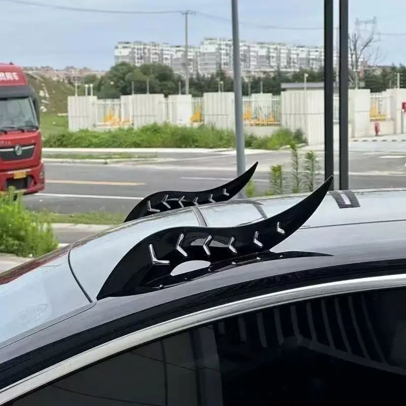 New Dragon Horn Car Exterior Decoration, Arc Light Speed Type Flow Fin, Suitable for Various Sedans, Stylish Vehicle Accessory, Car Ornament, Automotive Decoration, Car Accessories