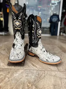 COWHIDE Men's Boots MEN SQUARE TOE WESTERN COWBOY BOOTS Cow Hide Material Square Toe